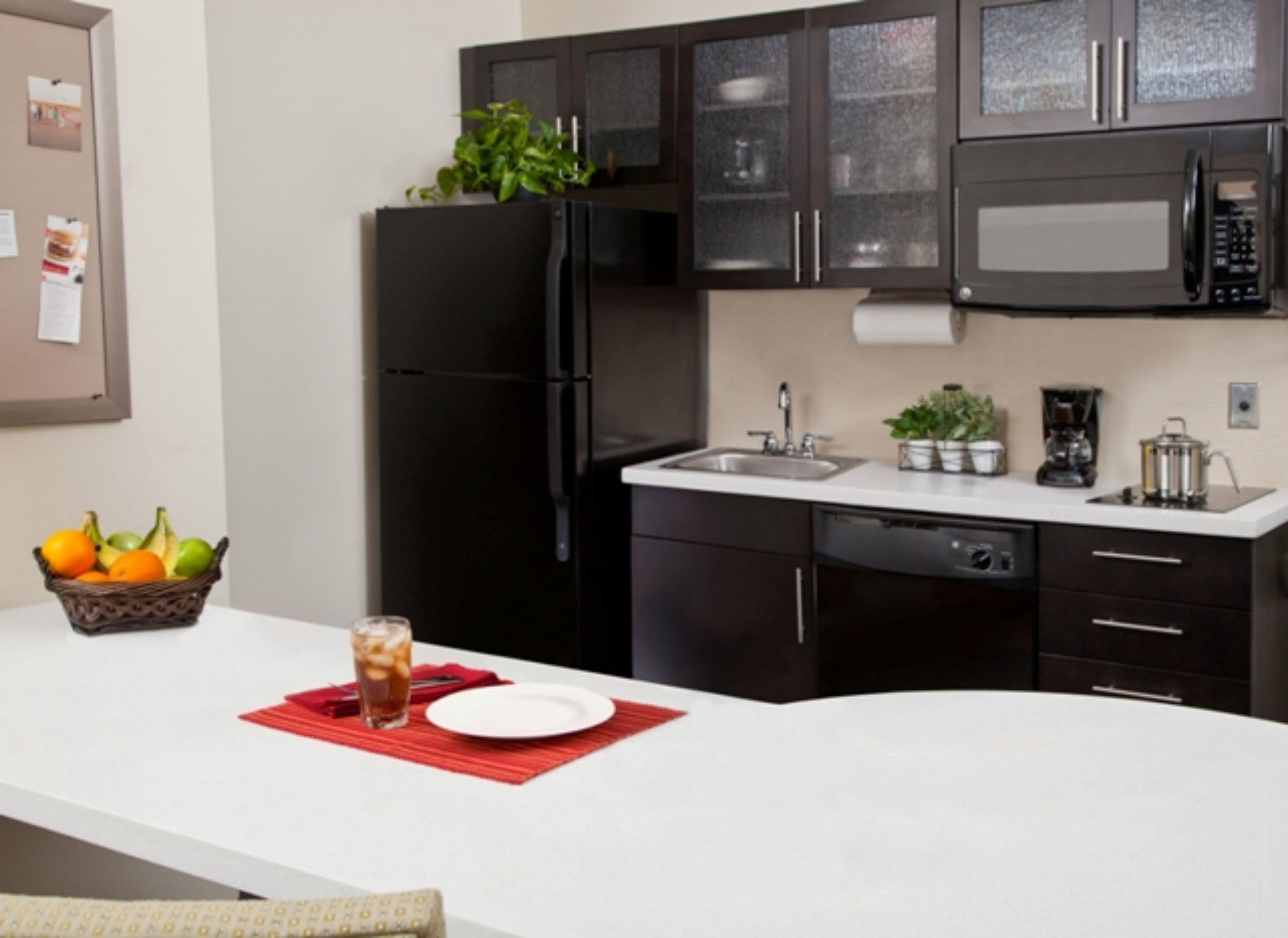 Candlewood Suites - Topeka West By Ihg Εξωτερικό φωτογραφία