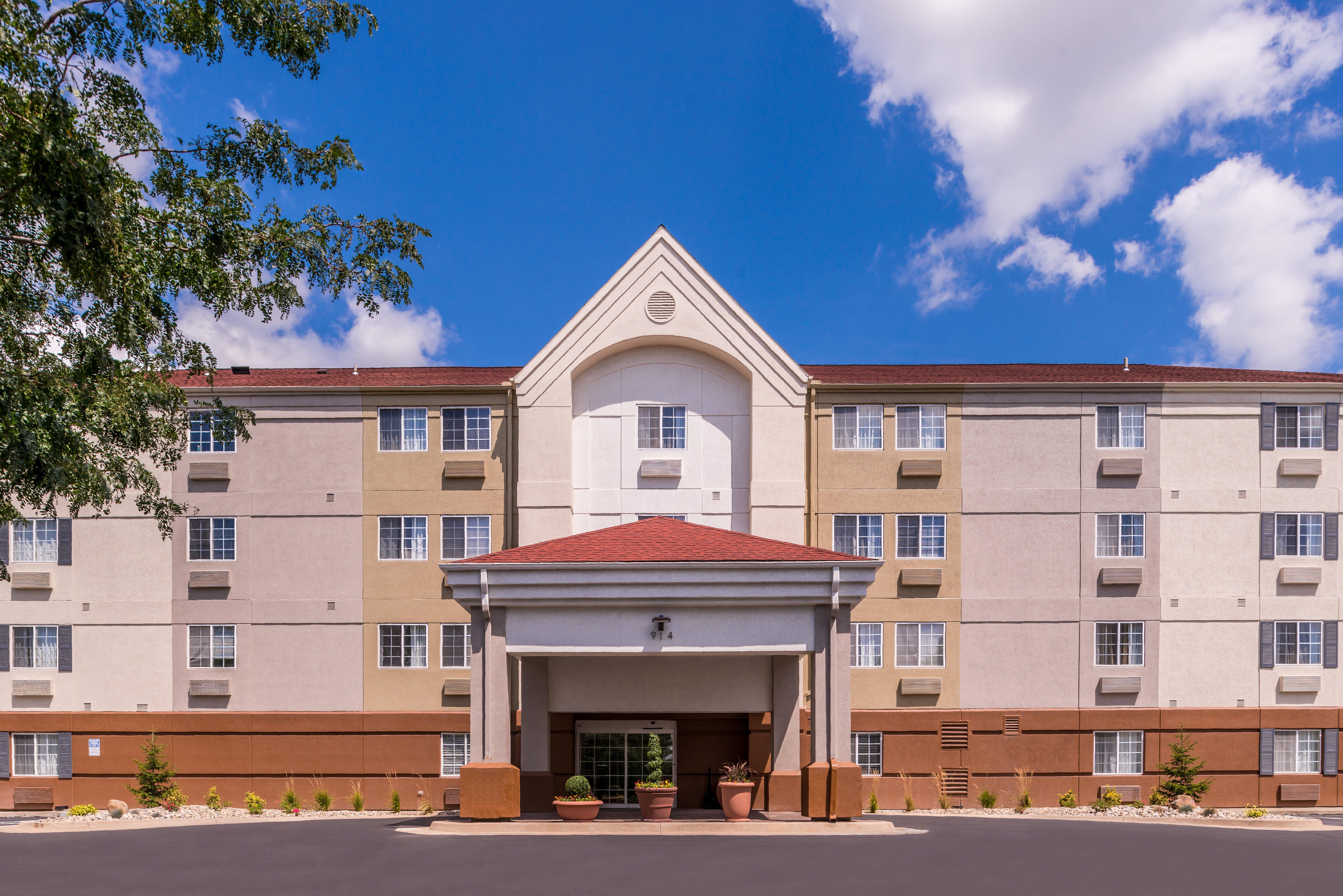 Candlewood Suites - Topeka West By Ihg Εξωτερικό φωτογραφία