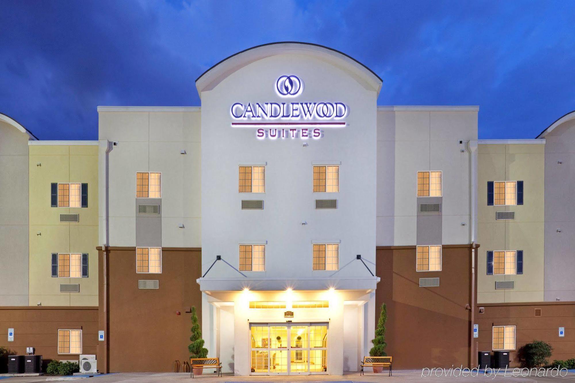 Candlewood Suites - Topeka West By Ihg Εξωτερικό φωτογραφία