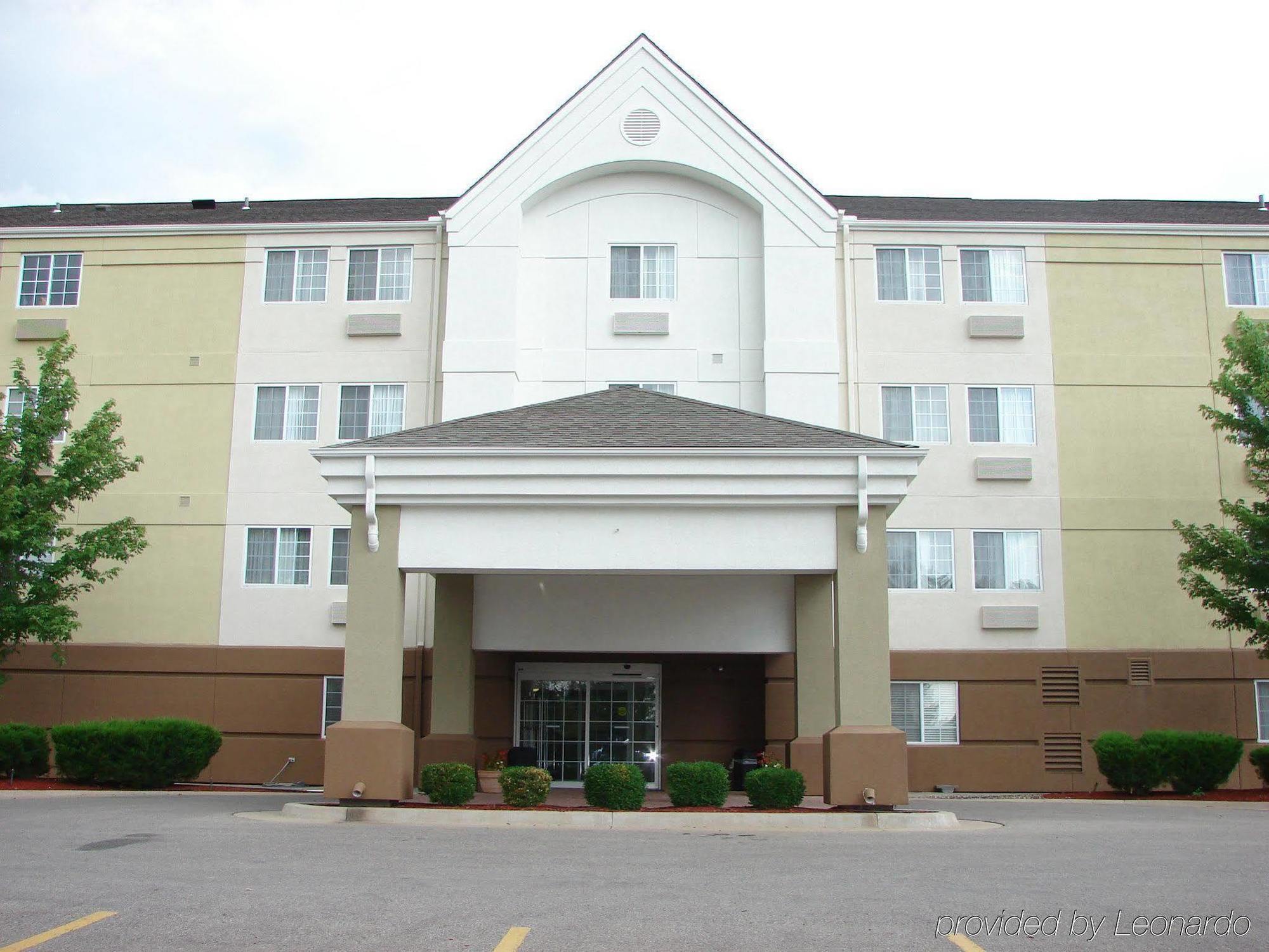 Candlewood Suites - Topeka West By Ihg Εξωτερικό φωτογραφία